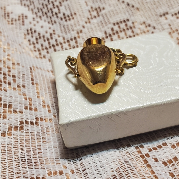 Vintage 1970s MONET Gold Plate Perfume Bottle Necklace Pendant Charm - Picture 6 of 9